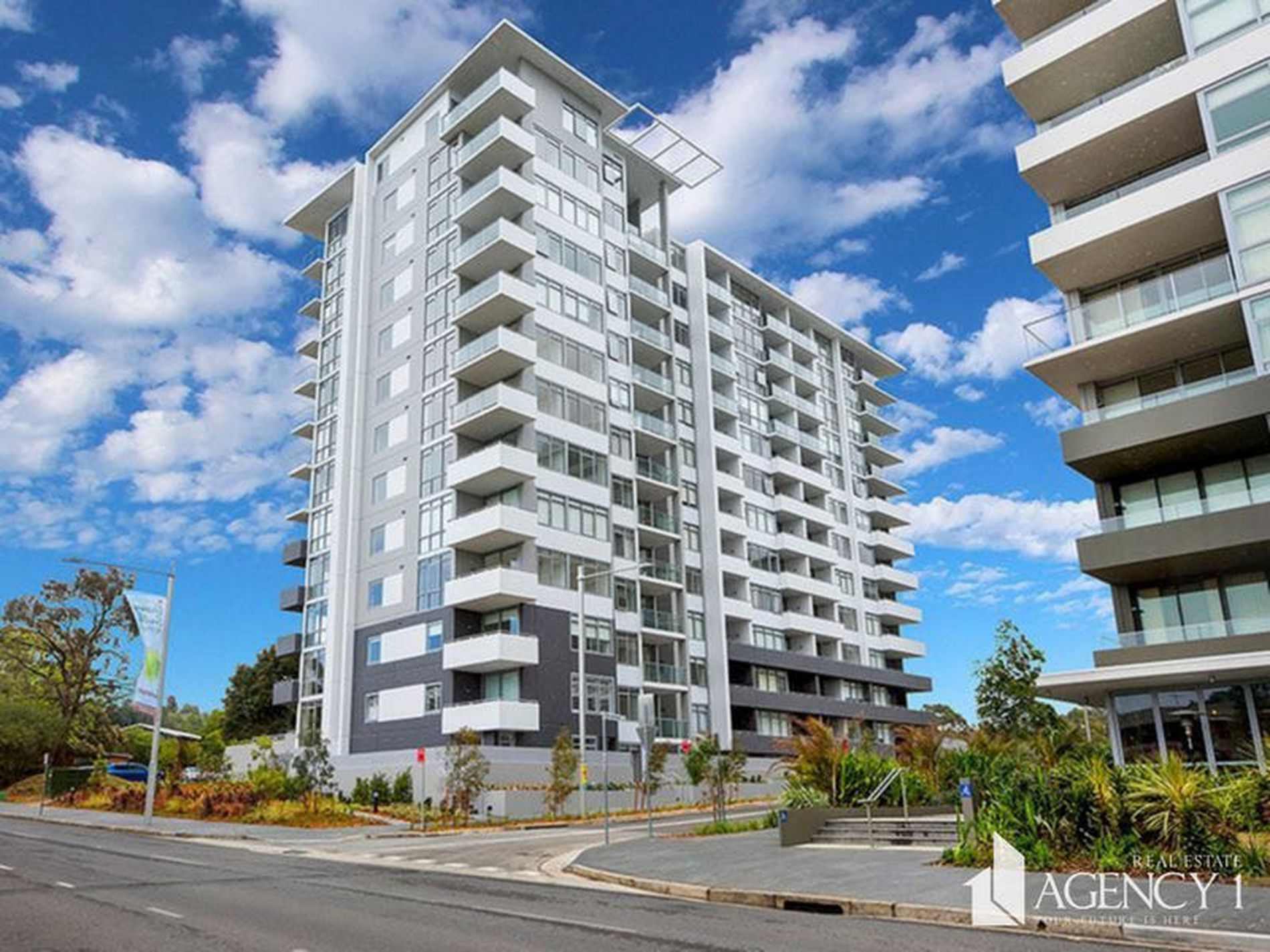 210 / 1 Saunders Close, Macquarie Park