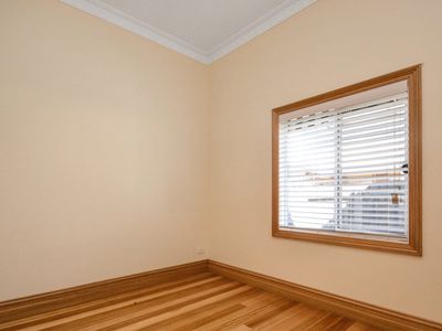 5 Montague Street, Preston
