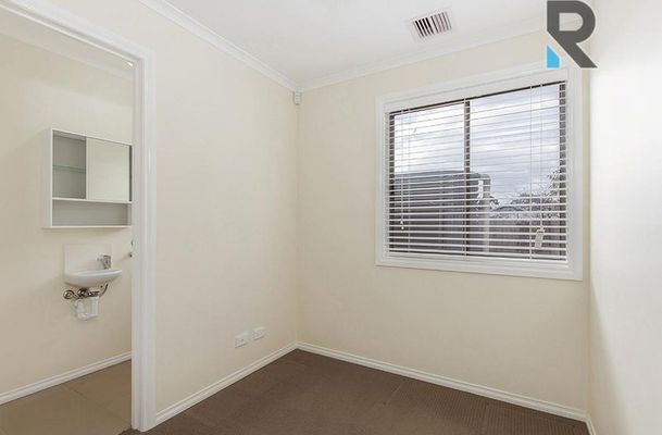 2 / 67 Dianne Avenue, Craigieburn