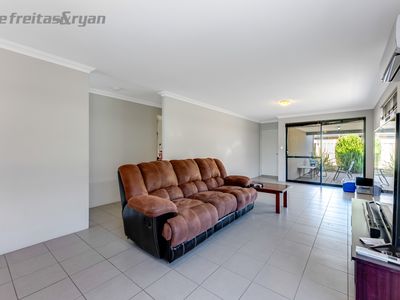 130 Badgerup Avenue, Lakelands