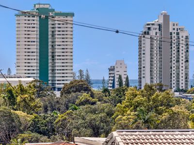 100 Dutton Street, Coolangatta