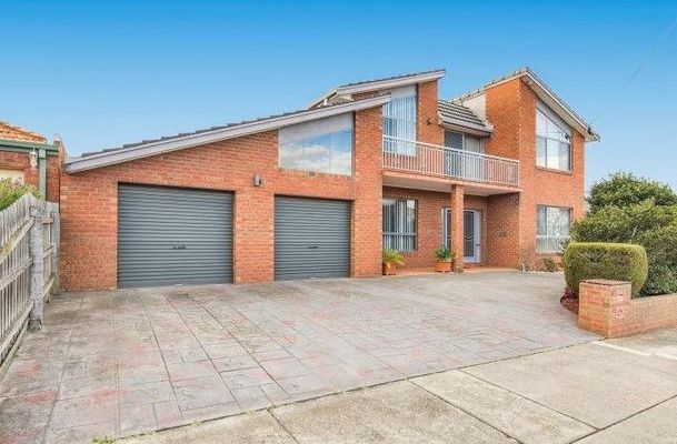 47 Arncliffe Boulevard, Greenvale