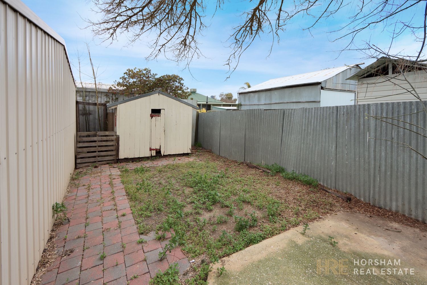 6 Railway Avenue, Horsham