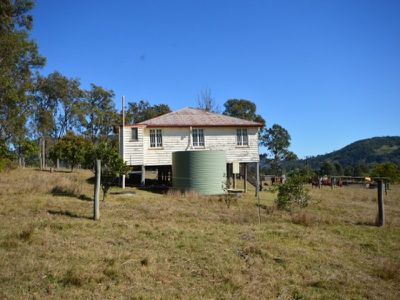 40 McGinn Road, Gheerulla