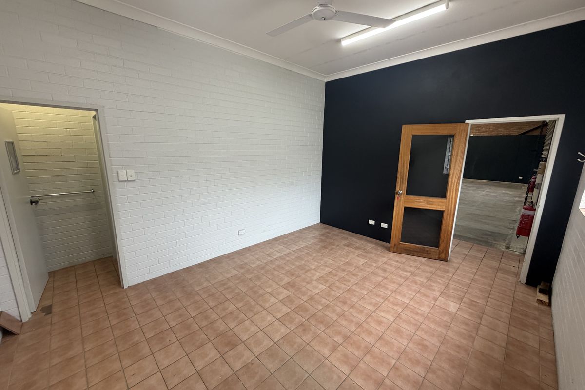 11 Yalgar Road, Kirrawee