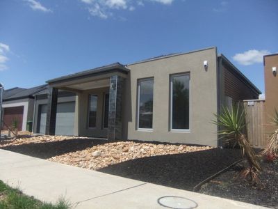 16 Georgetown Way, Officer
