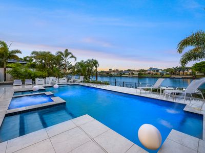 112 The Peninsula, Helensvale