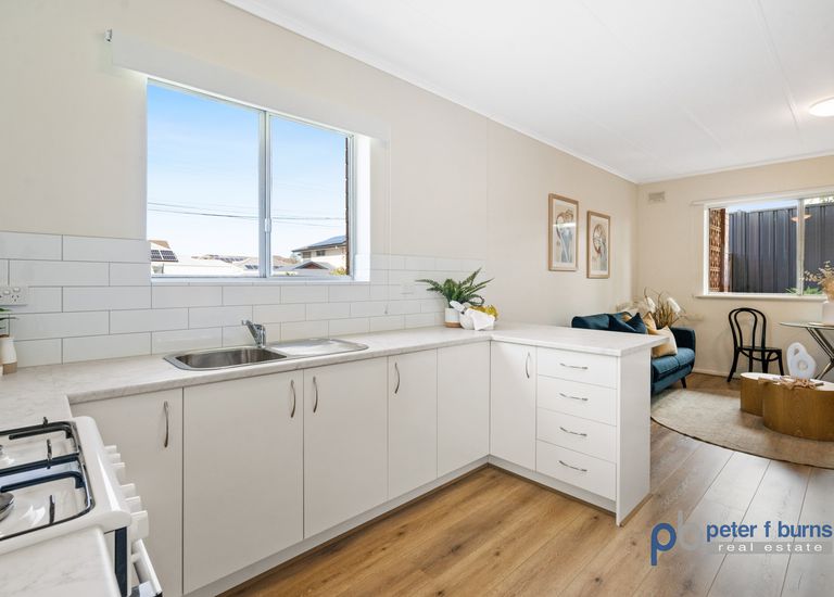 1 / 72 Downing Street, Hove