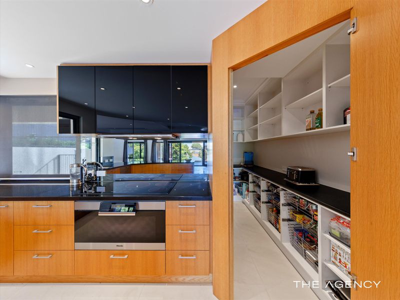 5 Sumich Gardens, Coogee