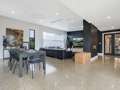 10 Broadway, South Brighton