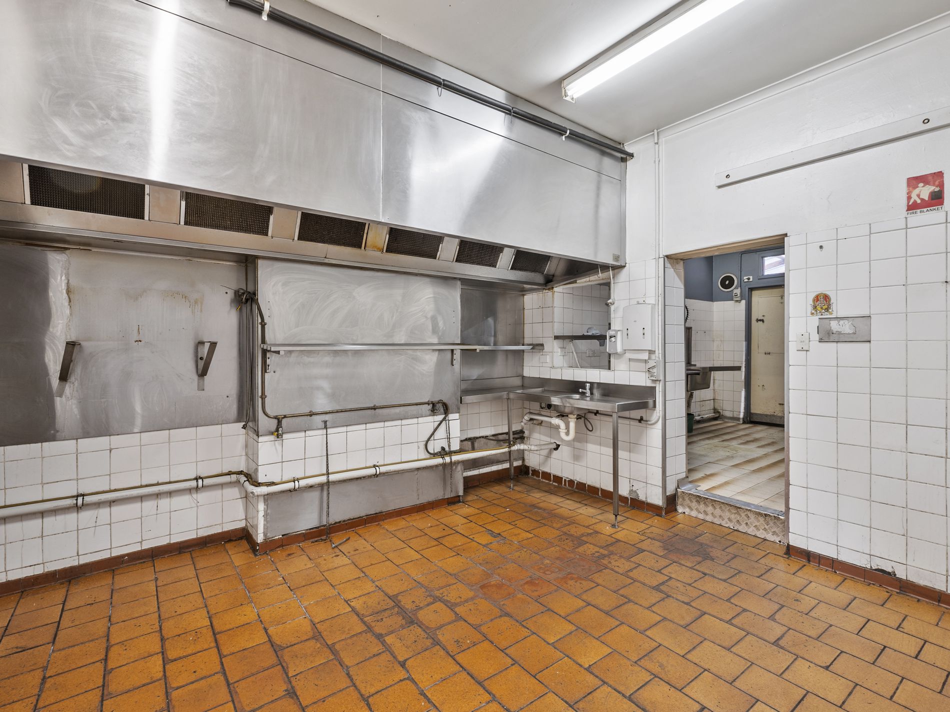 213-215 Nelson Place, Williamstown