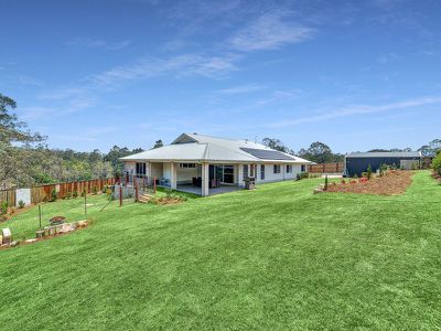 68 Outlook Place, Moggill