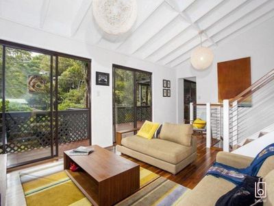 32 Surf Rider Avenue, North Avoca