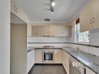 24 Yulong Street, Dubbo
