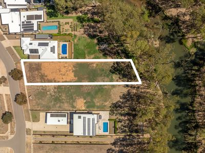 15 MCCULLOCH STREET, Bundalong