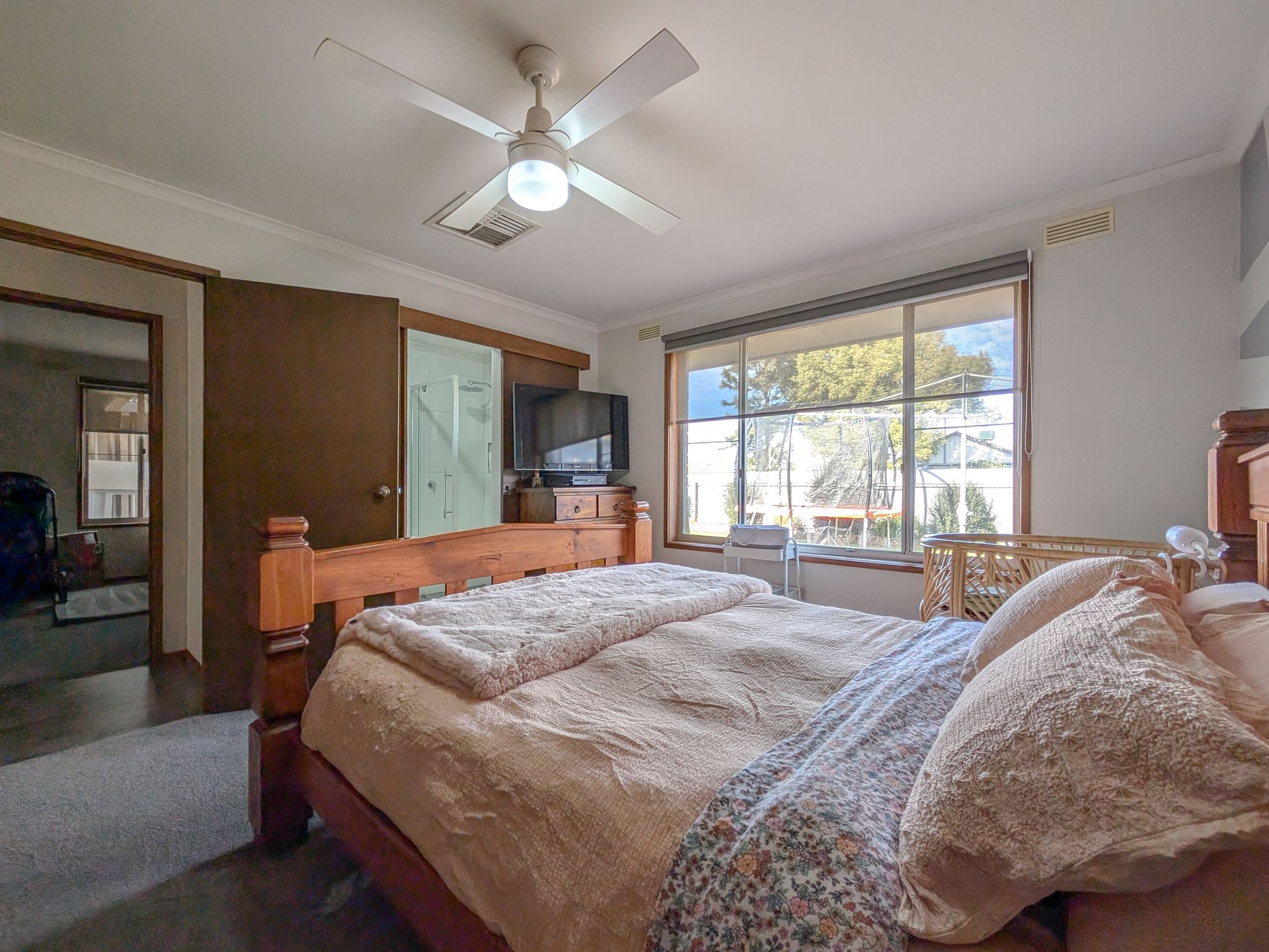 11 Byrnes Street, Swan Hill