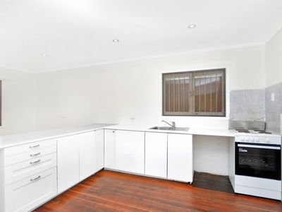 10 Nutmeg Street, Inala
