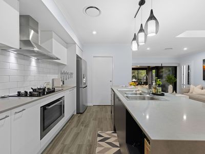 15 Eucalypt Street, Wakerley