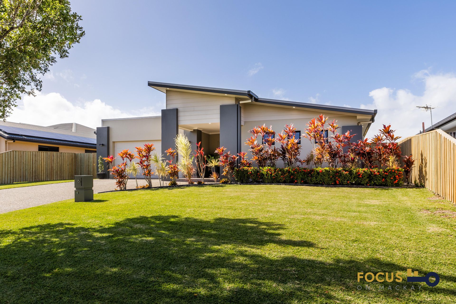 6 Pavillion Court, Glenella