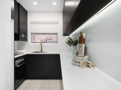 2 / 10 Dunmore Street North, Bexley