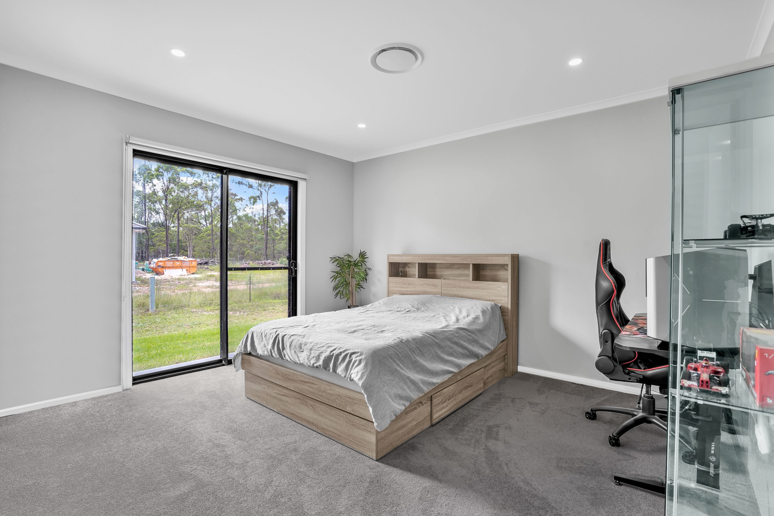 150 Rickards Road, CASTLEREAGH