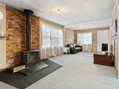 17A Royal George Road, Royal George