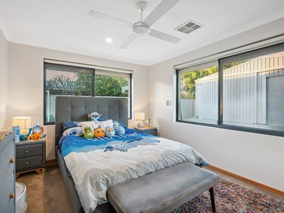 19 Lombadina Parade, Secret Harbour