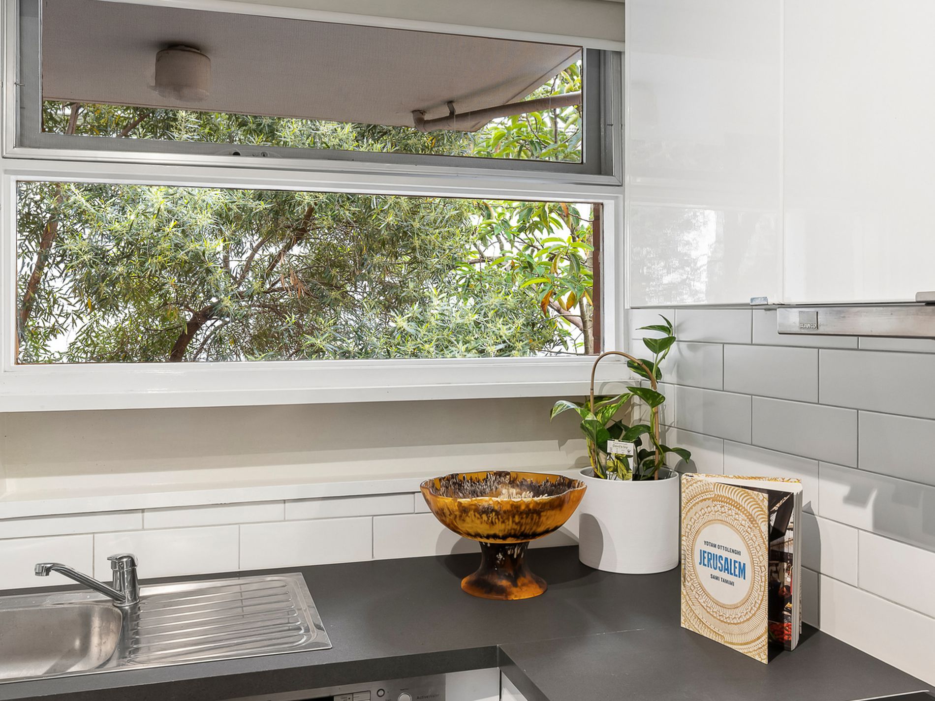 7 / 21 The Righi, South Yarra