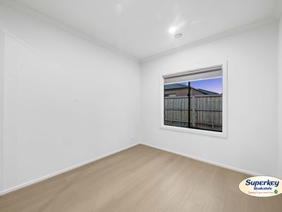 24 Velvet Way, Tarneit