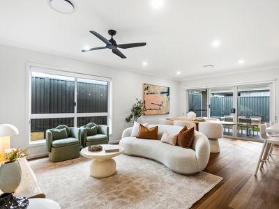 15 Sunnyside Avenue, Huntley