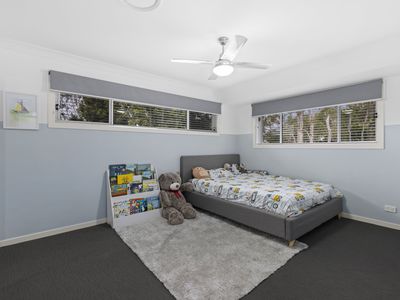 2 Foxwood Circuit, Wakerley