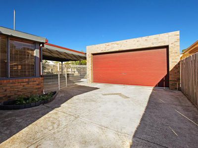 30 Hill Street, Belmont