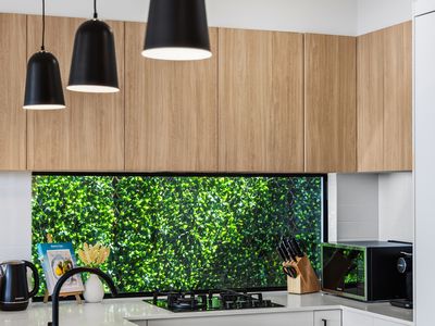 45 Graduation Parade, Taperoo