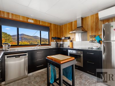 14 Goughs Crescent, Goughs Bay