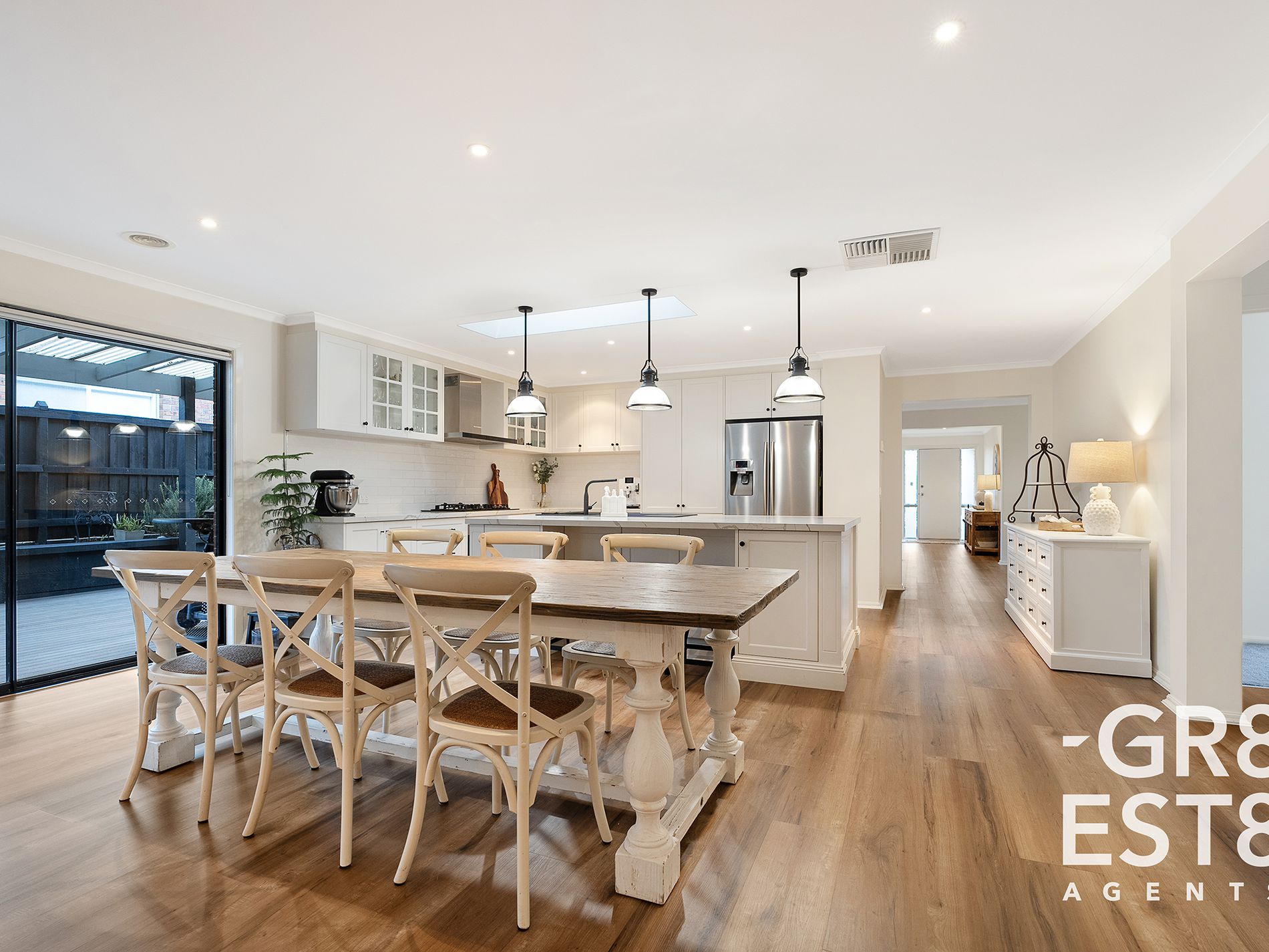 10 REDLEAF CLOSE, Hampton Park