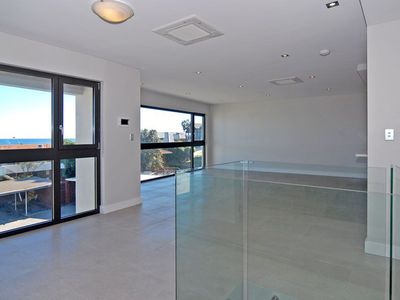 4/8 Sorrento Street, North Beach