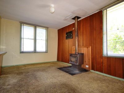 37 Valley Avenue, Mount Beauty