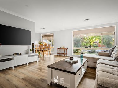 16 Myuna Crescent, Seven Hills