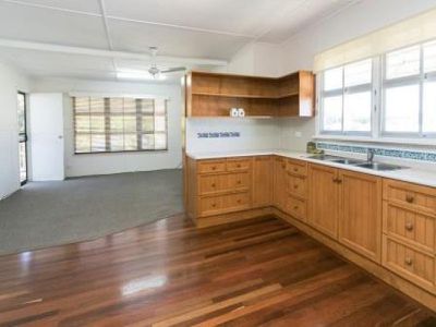 19 Ocean Street, Torquay