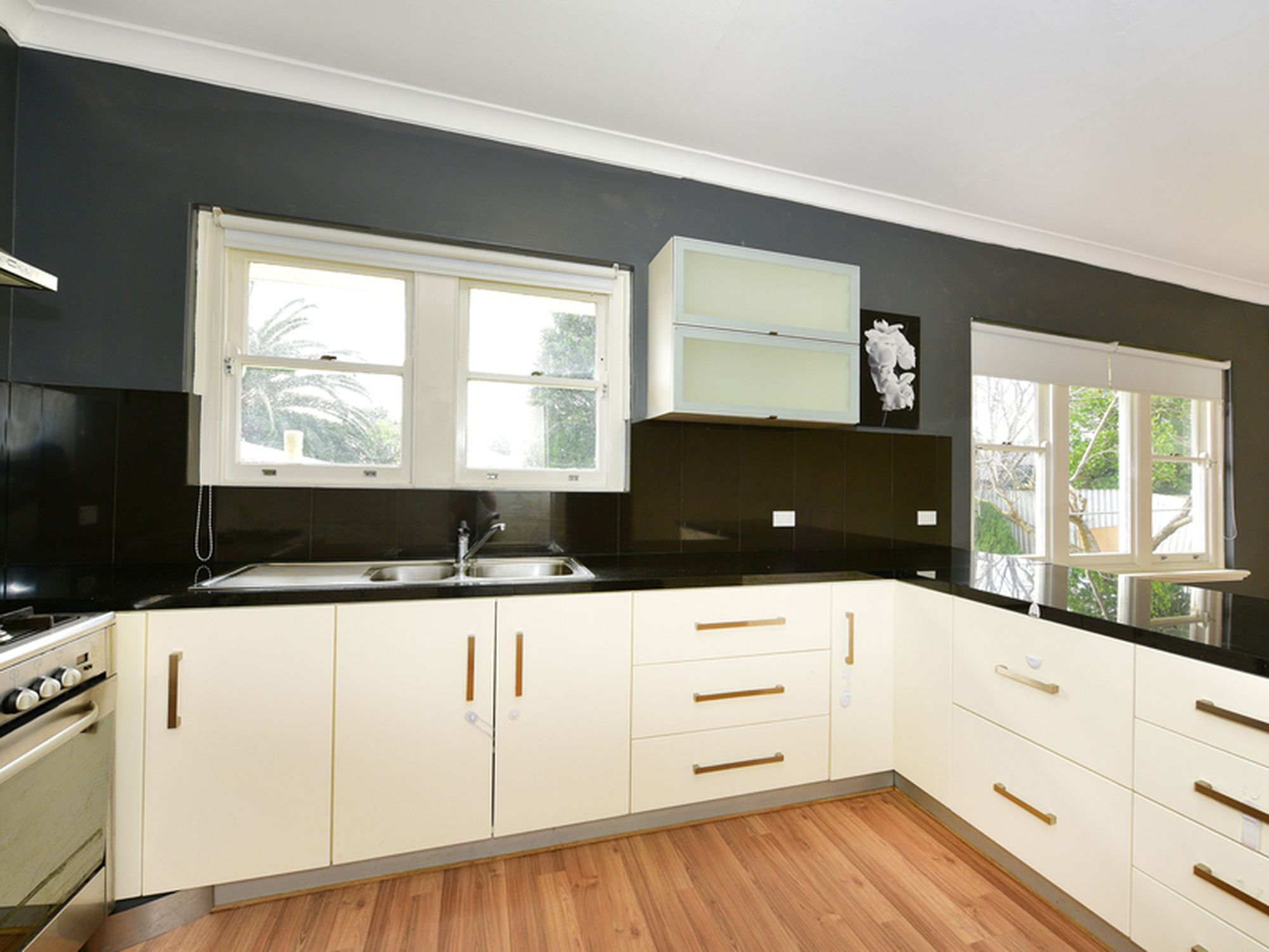 101 Gorge Road, Paradise