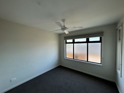 1 / 10 Monteith Street, Altona North