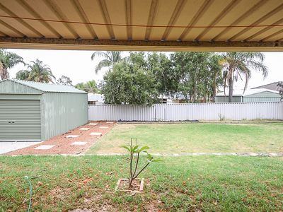 49 Reynolds Close, Swan View