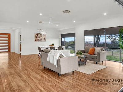 1-3 Sassafras Close, Woodhill