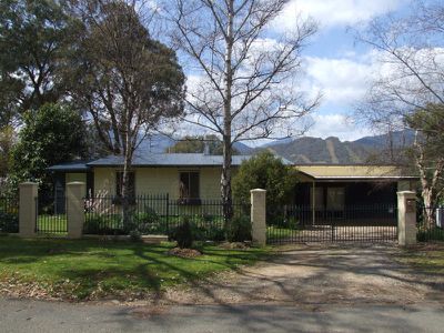 18 Stewarts Road, Tawonga South