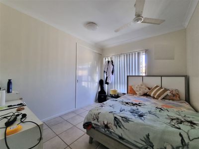 9 Antonia Close, Atherton