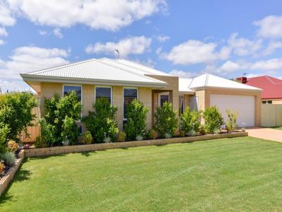 9 Sanders Close, Somerville