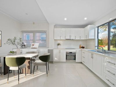 6 Pacific Street, Kingsgrove