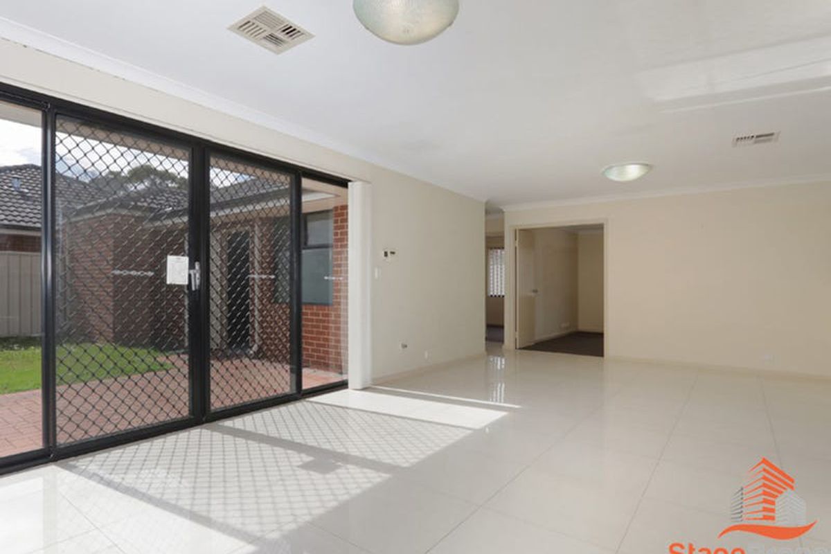 1 / 181 Manning Road, Bentley