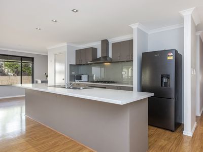 12 Holcombe Road, Warnbro