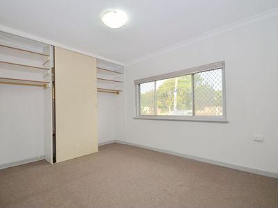 13 Berehaven Avenue, Thornlie